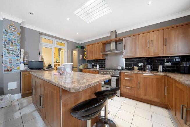 Kitchen / Dining Room