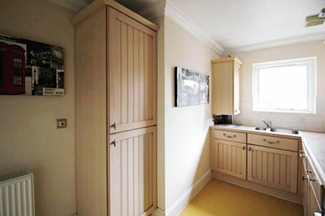 Kitchen (2)