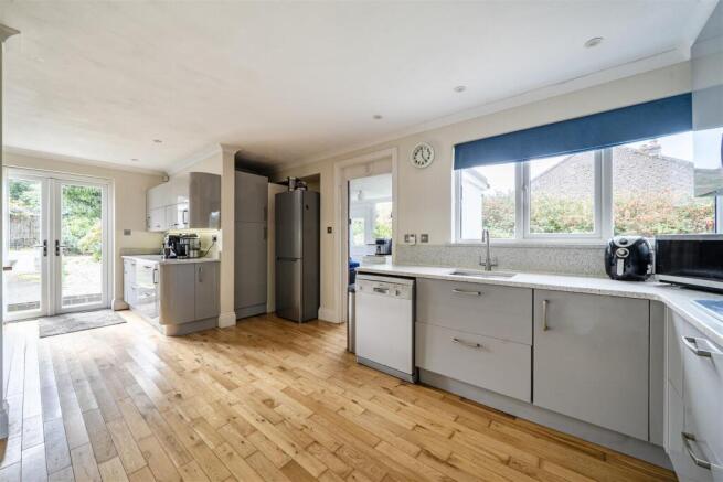 Kitchen/Breakfast Room