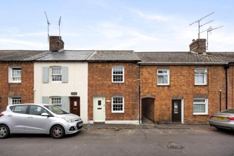 Charlton Street, Steyning, BN44