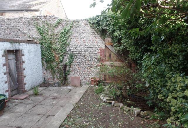garden...jpg