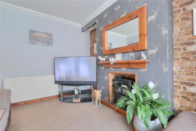 3 bed Semi-Detached for sale Image 4