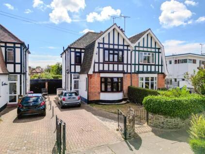 Clatterfield Gardens, Westcliff-On-Sea