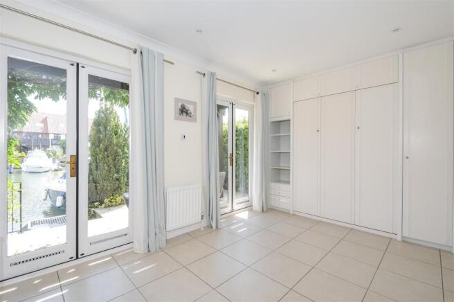 Family room, Bedroom