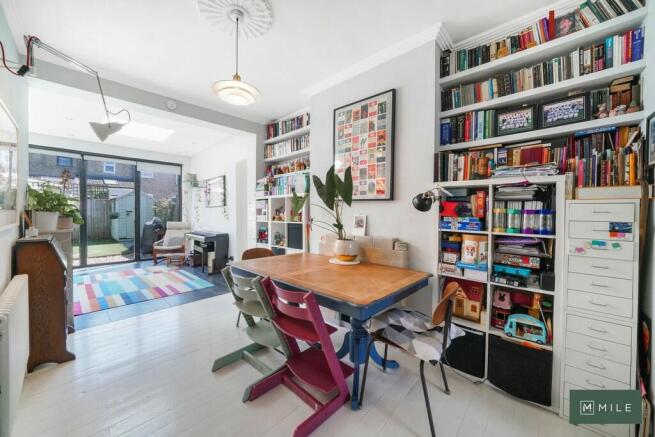 53 Yewfield Road ...
