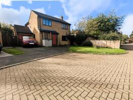 33, Brackenwood, Orton Wistow, Peterborough PE2 6YP
