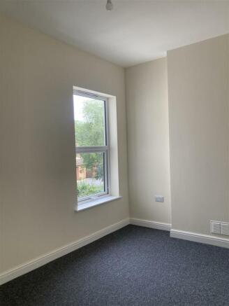 Bedroom side