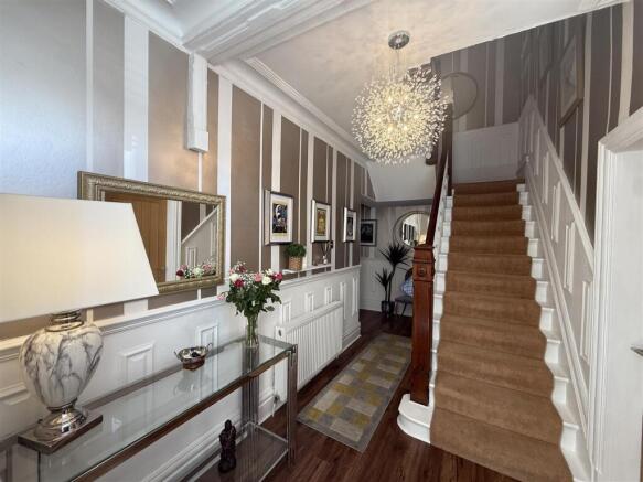 Hallway.JPG