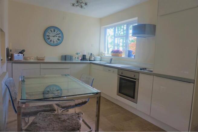 Kitchen / Breakfast