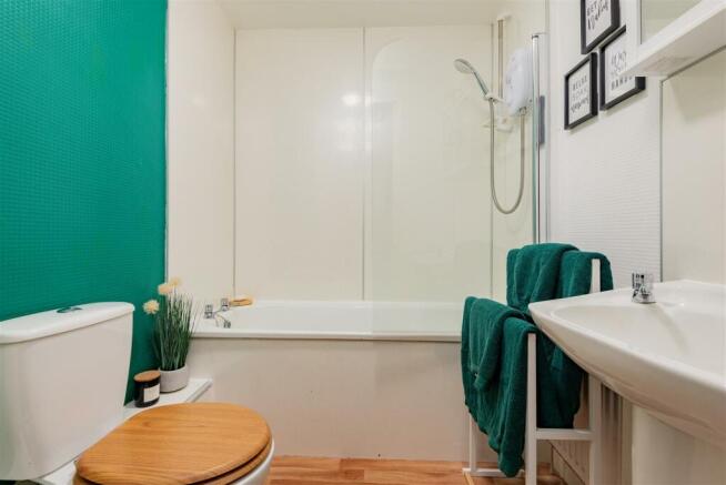 1R 60 Abbotsford Street Dundee-5.jpg