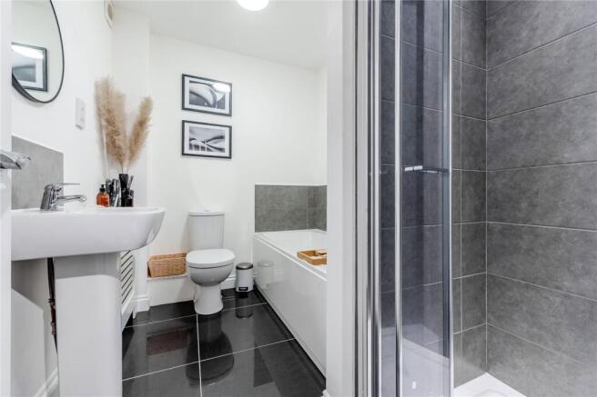 4 bed Town House for sale Image 12