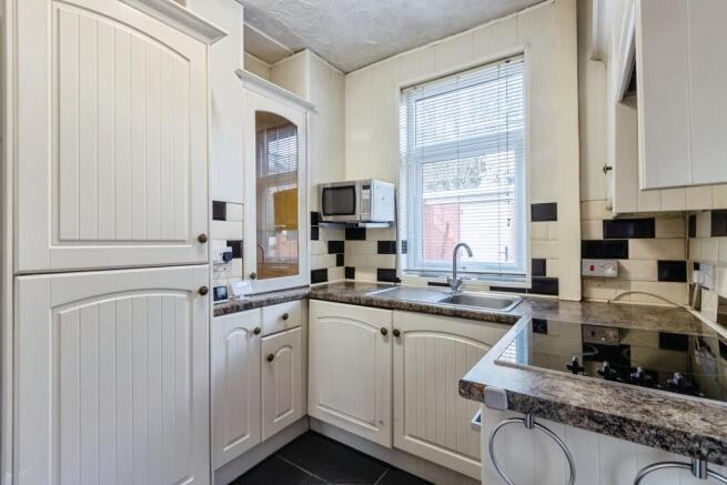 2 bed Terraced Bungalow for sale Image 7