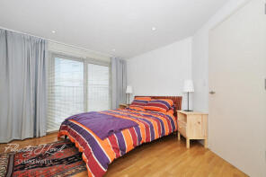 Flat 5, 274, Goswell Road, London EC1V 7LX