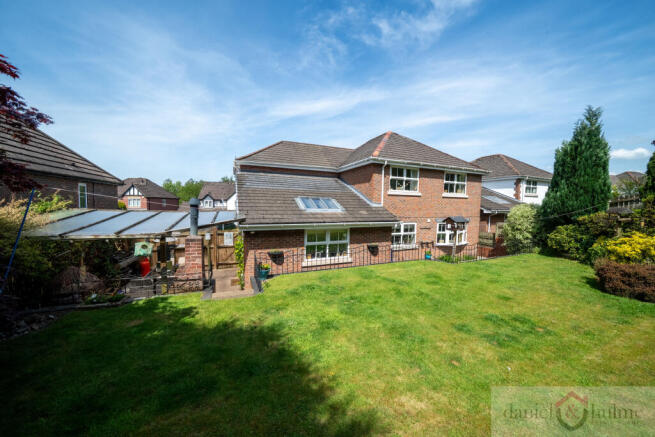 27 Cheddleton Park Avenue-43