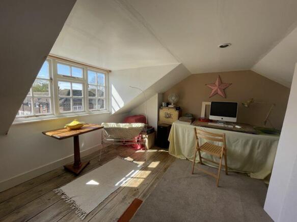 Photo 7
