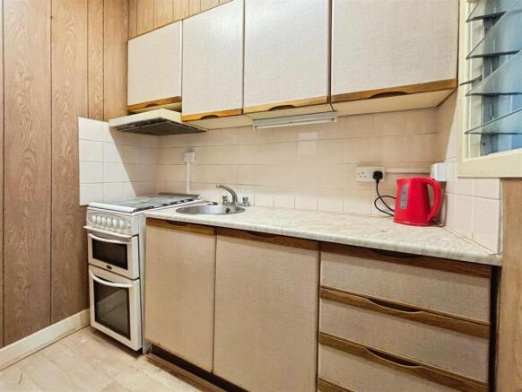 2 bed Terraced for sale Image 6