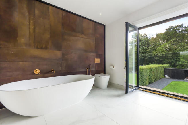 Bedroom 1 En-Suit...