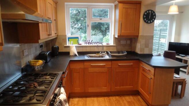 Kitchen new.JPG