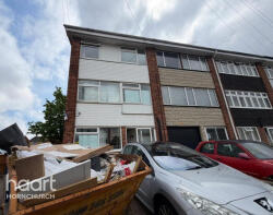 12, Liphook Close, Hornchurch RM12 4LS