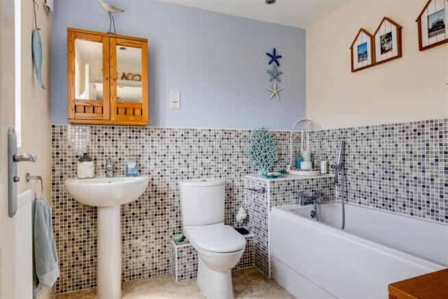 Bathroom.jpg