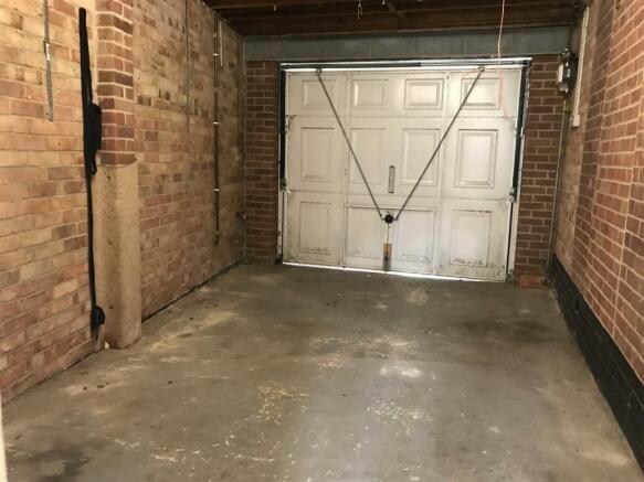 Garage.JPG