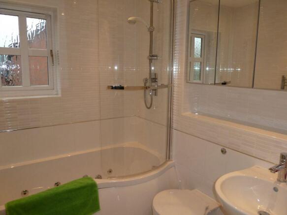 Photo 10