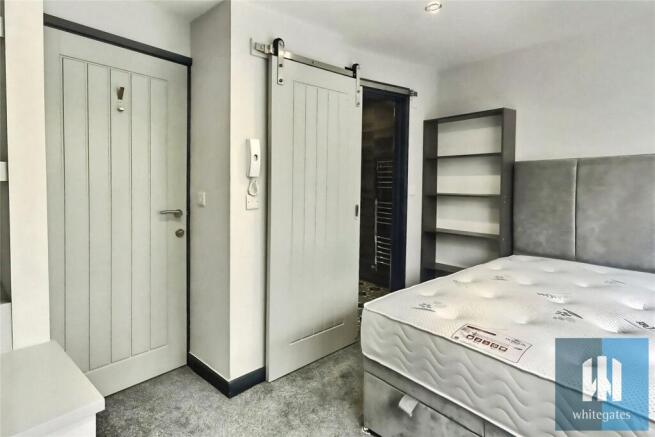 1 bed House Share to rent Image 7