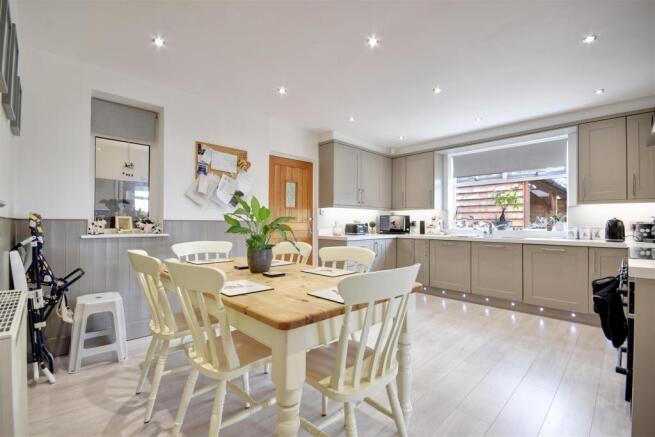 Kitchen / breakfast room