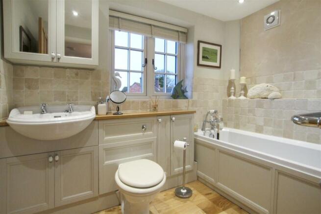 Family-bathroom.jpg