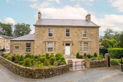 Farrer Lodge, Clapham Station