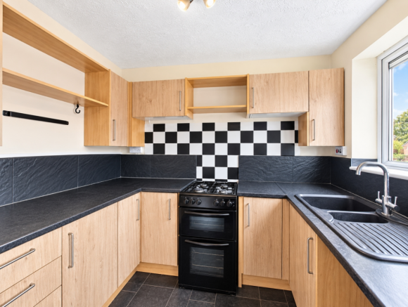 Bank Street Bradley, Bilston, WV14 photo 4