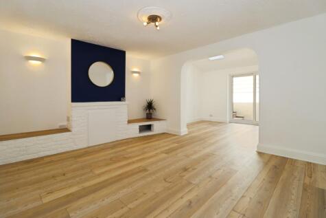 Orchard Gardens, Kingswood, Bristol, BS15
