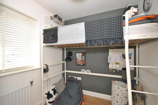Photo 10