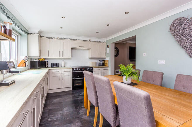 Kitchen/Dining Ro...