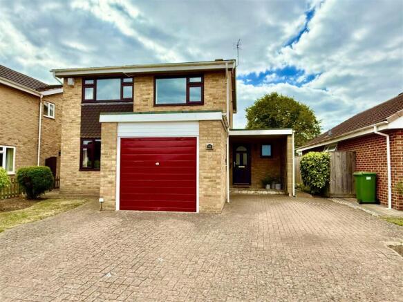 4-bed detached on Rawston Close, Swindon, £425,000