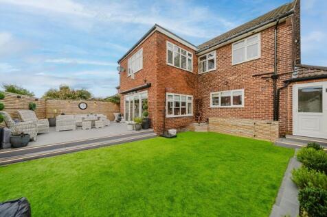 Bonnington Avenue, Crosby, L23