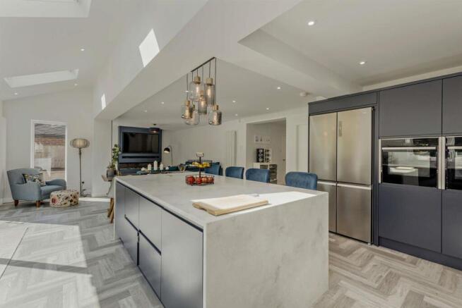 8689083-interior17-800.jpg