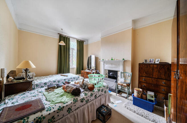4 bed Terraced for sale Image 5