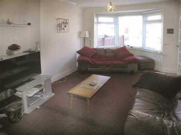 LOUNGE AREA
