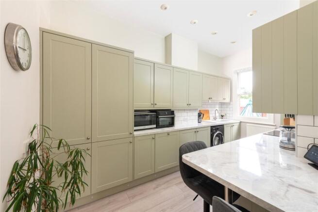 Kitchen/Breakfast Rm