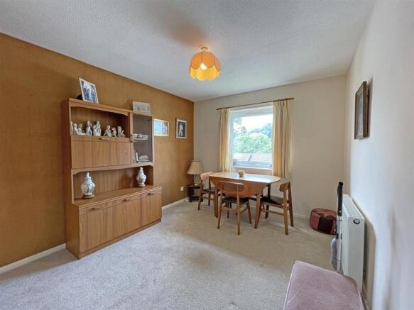 Lake View Close 75 - dining area for inside.jpg