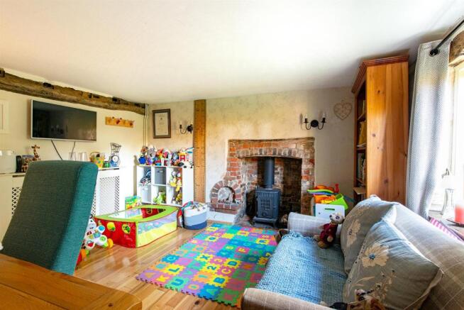 Bakers Cottage annexe lounge.jpg
