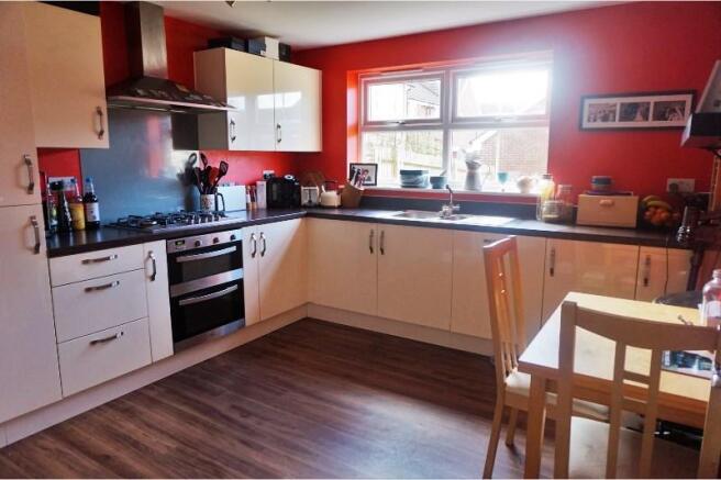 Kitchen / Breakfast