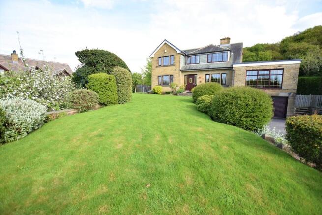 4 bed Detached to rent Image 7