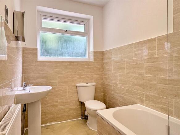 2 bed Semi-Detached Bungalow for sale Image 6