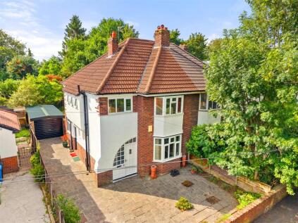 Wood Road, Sale