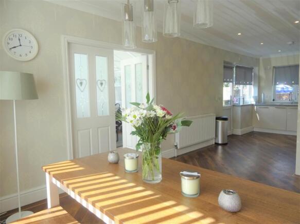 Dining Kitchen