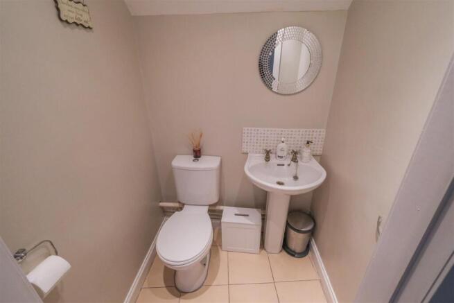 2 bed Terraced for sale Image 5