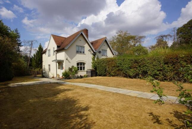 Rose Cottage - Main.jpg