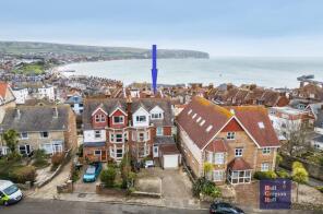 17, Cluny Crescent, Swanage BH19 2BP